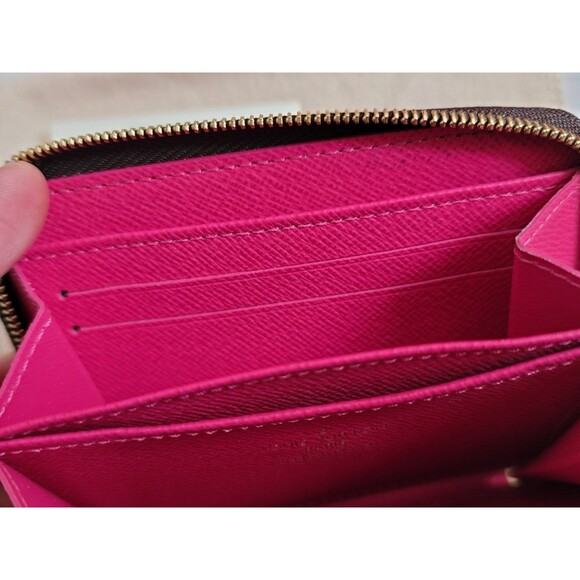 NEW Louis Vuitton Monogram Christmas Animation BEARS ZIPPY COIN PURSE M63831 - Picture 7 of 11